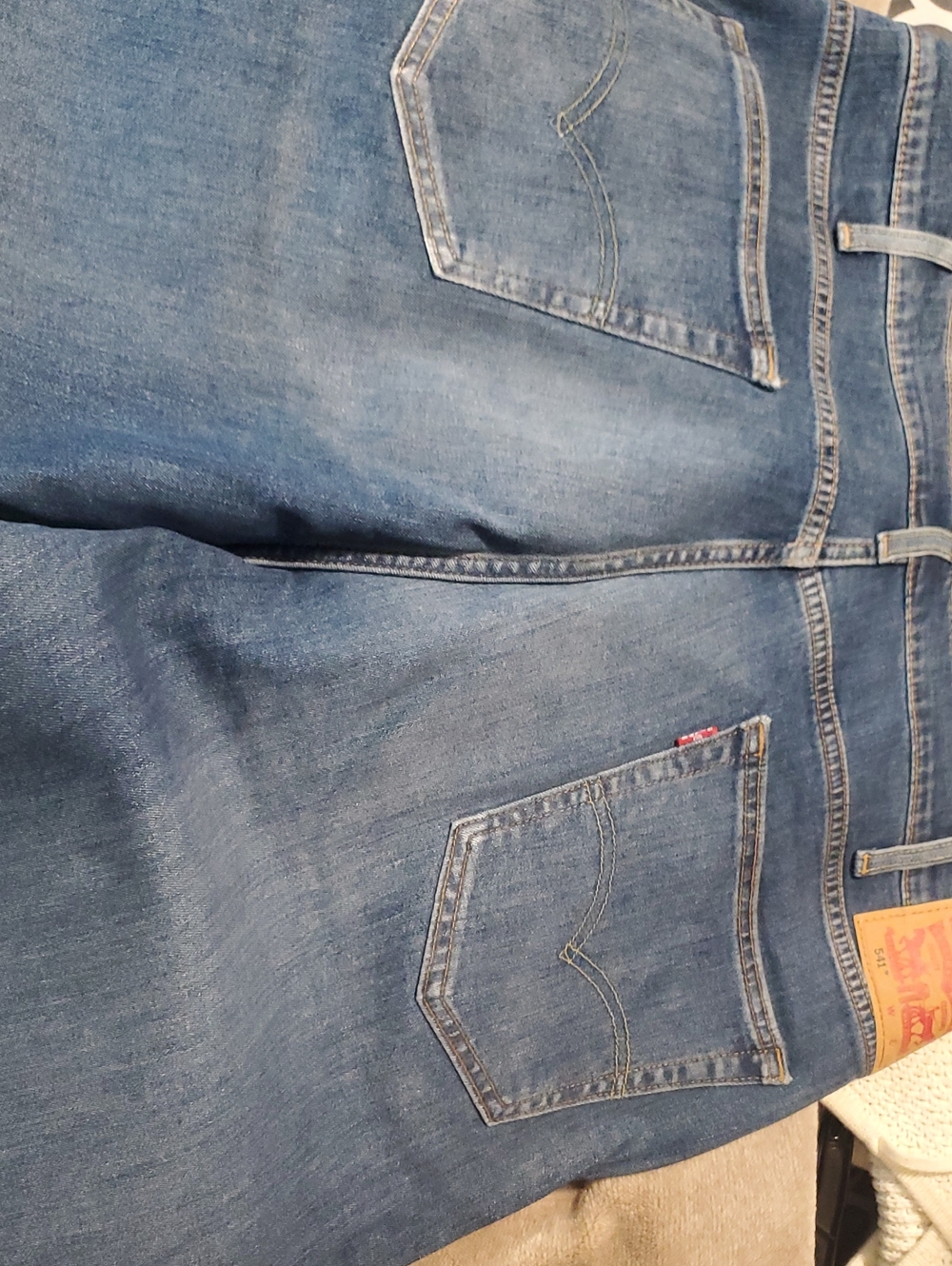 Men's Straight Fit Denim Jeans in Medium Blue